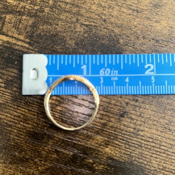 Diamond 10K Gold Ring - EUC - Picture 10 of 14